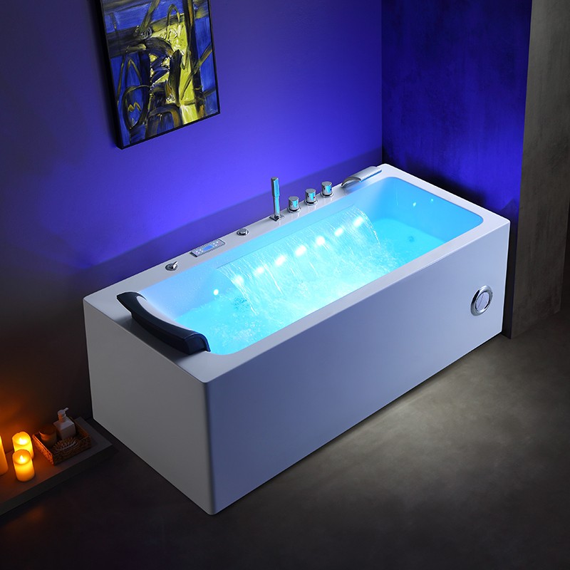 Bồn tắm sục jacuzzi đơn